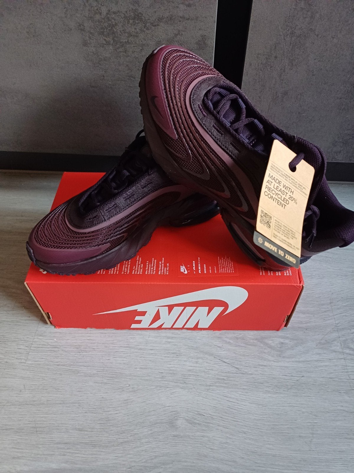 Nike Air Max Fire Burgundy Crush, maat 39, Kleding | Dames, Overige kleuren, Nieuw, Ophalen of Verzenden, Sneakers of Gympen
