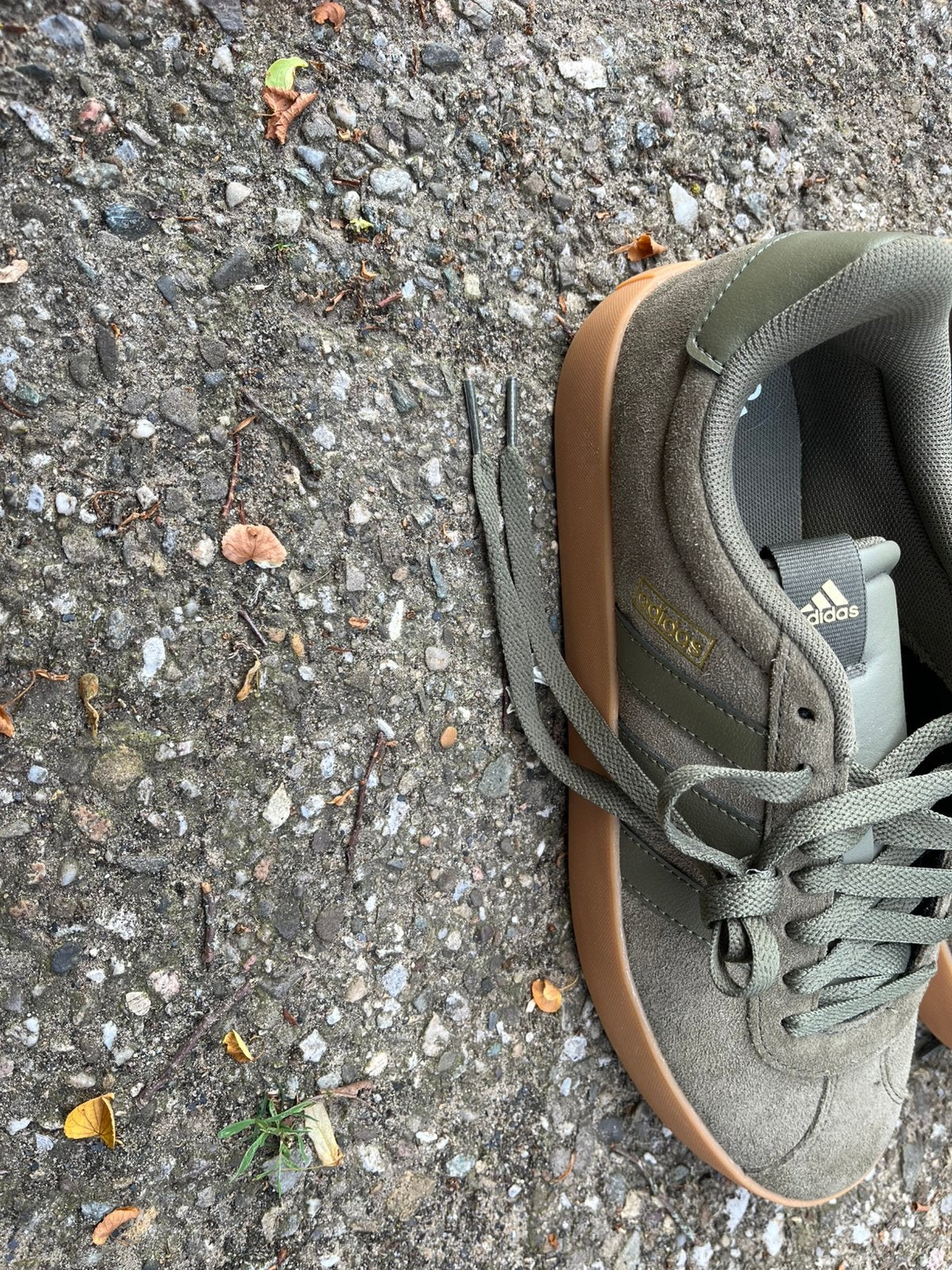 NIEUWE ADIDAS sneakers-Legergroen-Mt 41 1/3 ( GOEDKOOP! ), Ophalen of Verzenden, Nieuw, Blauw