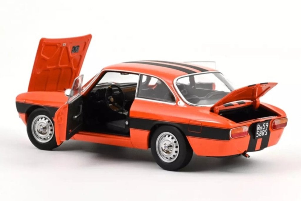 Alfa Romeo 2000 GTV 1973 Oranje F&F 1/18 NOREV Ref 187918, Verzenden, Nieuw, Auto, Norev