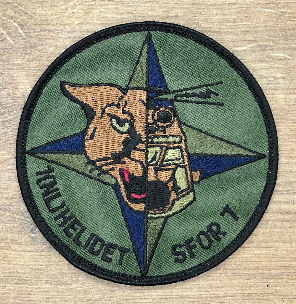 Te koop Patch Wildcats RNLAF 300 SQN “Helidet SFOR 1”, Verzenden, Zo goed als nieuw, Patch, Badge of Embleem