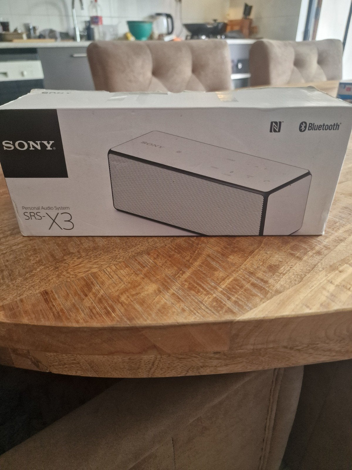Sony SRS-X3 Draagbare Bluetooth Speaker met Oplader, Bluetooth, Ophalen of Verzenden, Zo goed als nieuw, Draagbare speaker