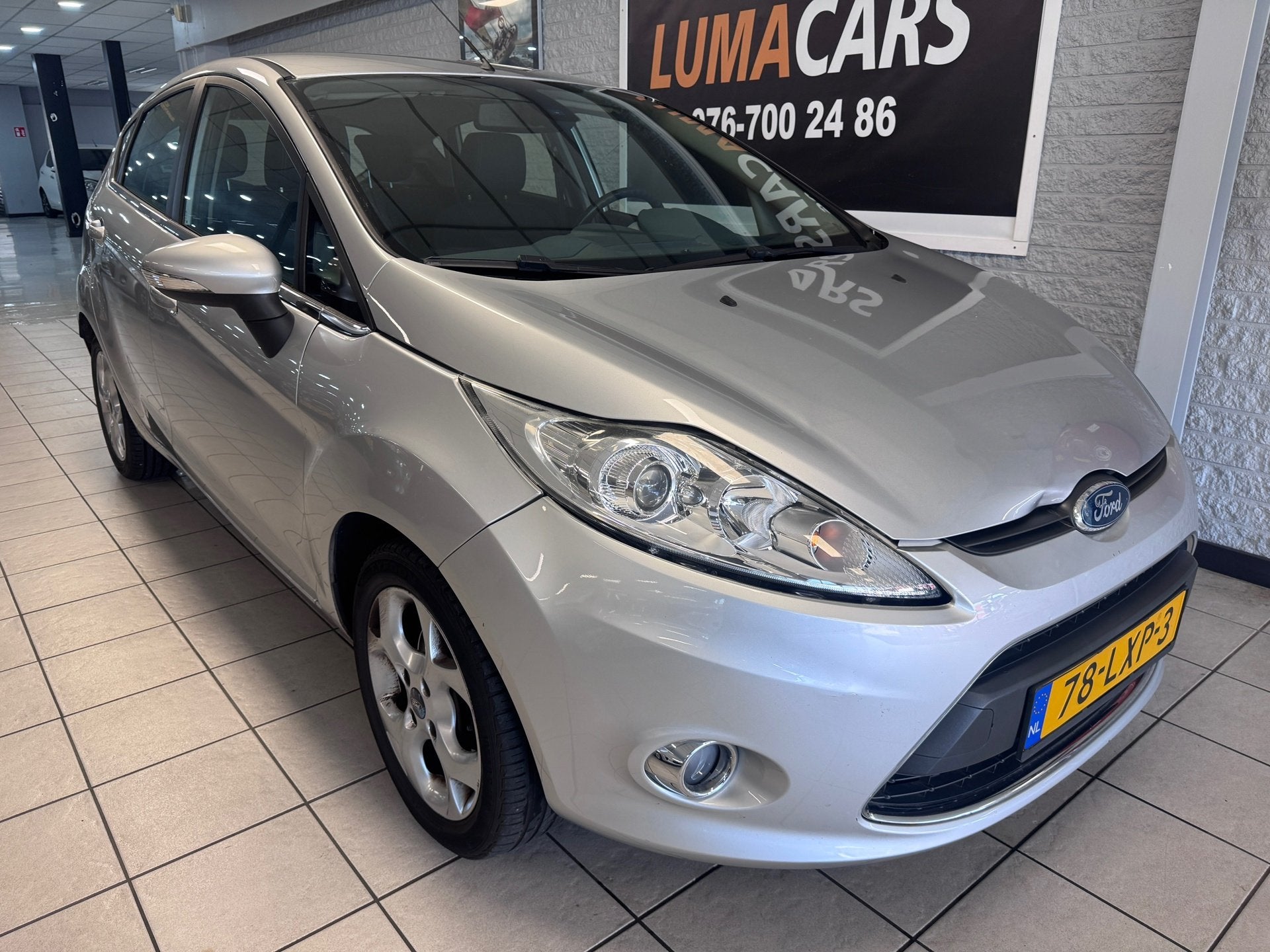 Ford Fiesta 1.4 Titanium | Nieuwe APK | Automaat | PDC | LMV, Auto's, 15 km/l, 4 cilinders, Origineel Nederlands, Fiësta
