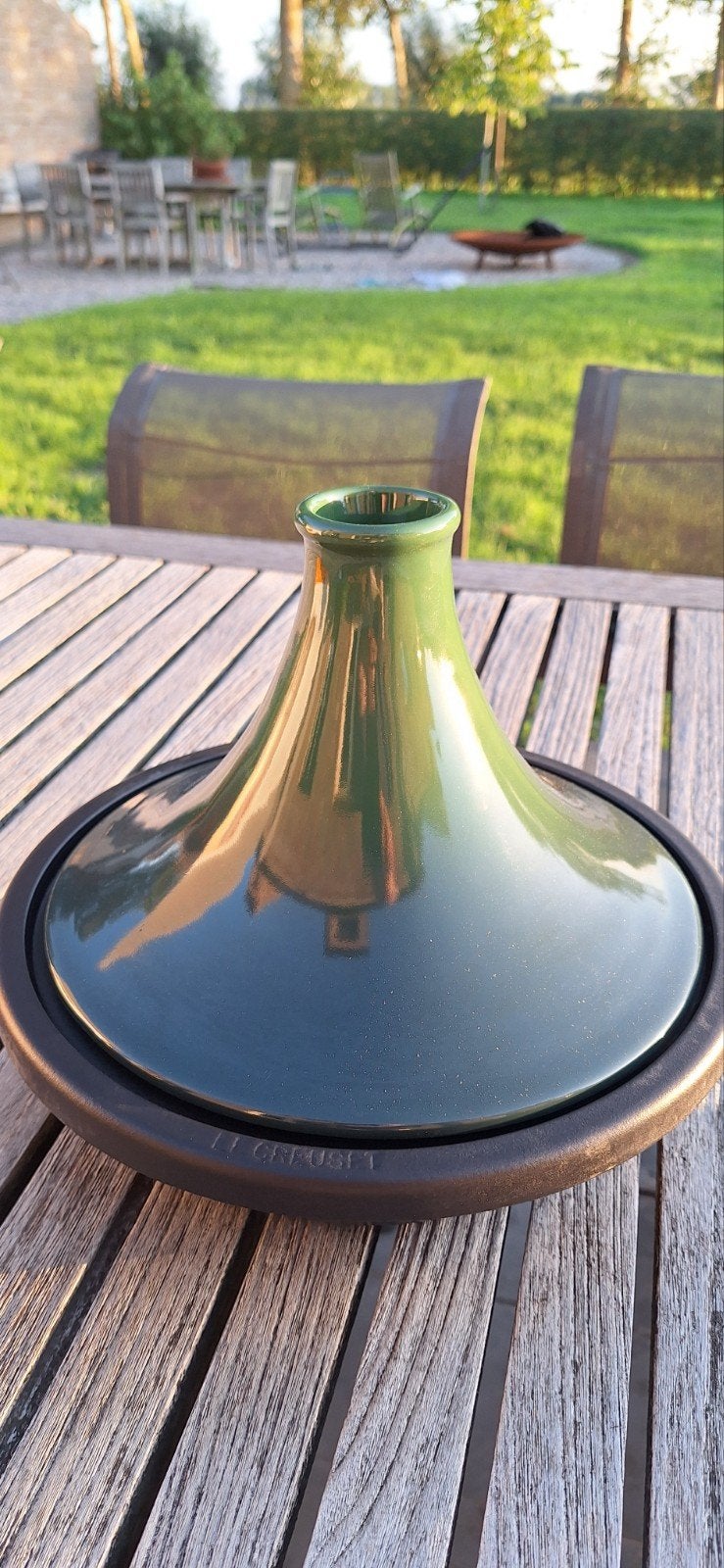 Le Creuset tajine 27cm nieuw in de doos, Huis en Inrichting, Nieuw, Ophalen of Verzenden, Geschikt voor inductie, Braadpan