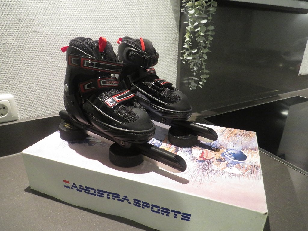 NIEUW Zandstra Oslo 1663 Verstelbare noren schaatsen 36-39, Sport en Fitness, Ophalen, Zandstra, Nieuw, Noren