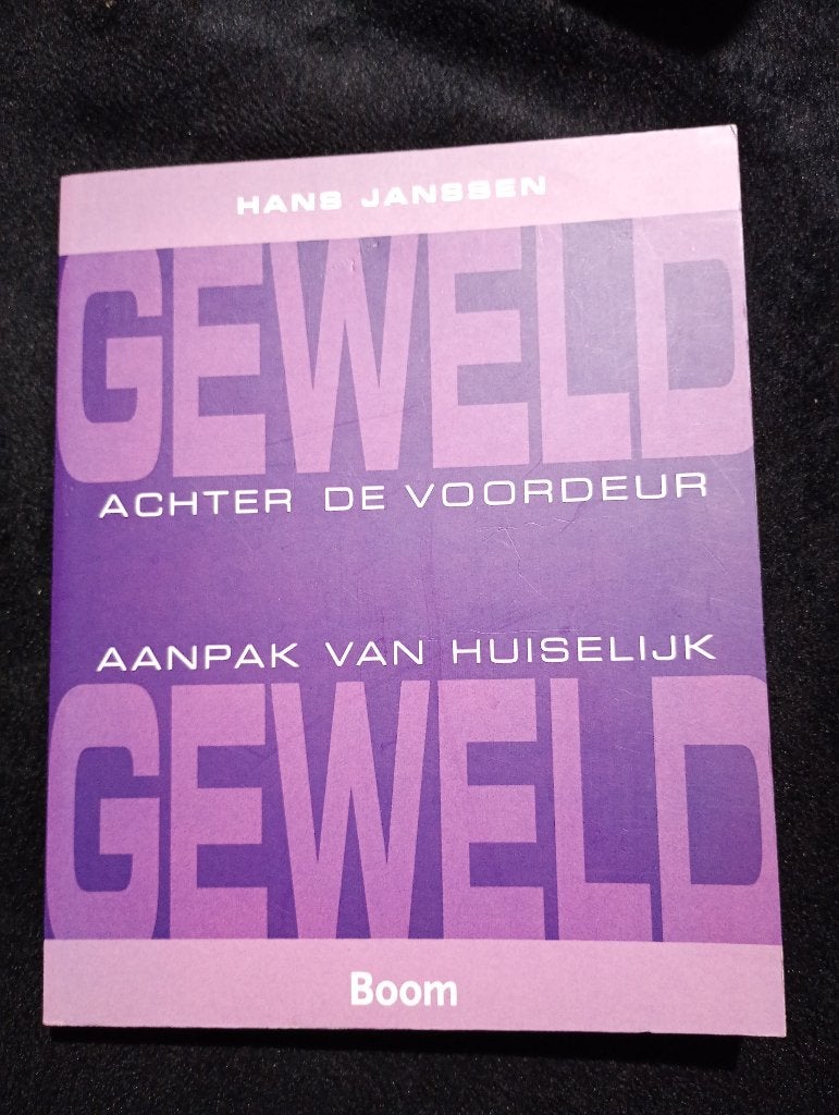Hans Janssen, Geweld achter de voordeur, Ophalen of Verzenden, Gelezen, Nederland