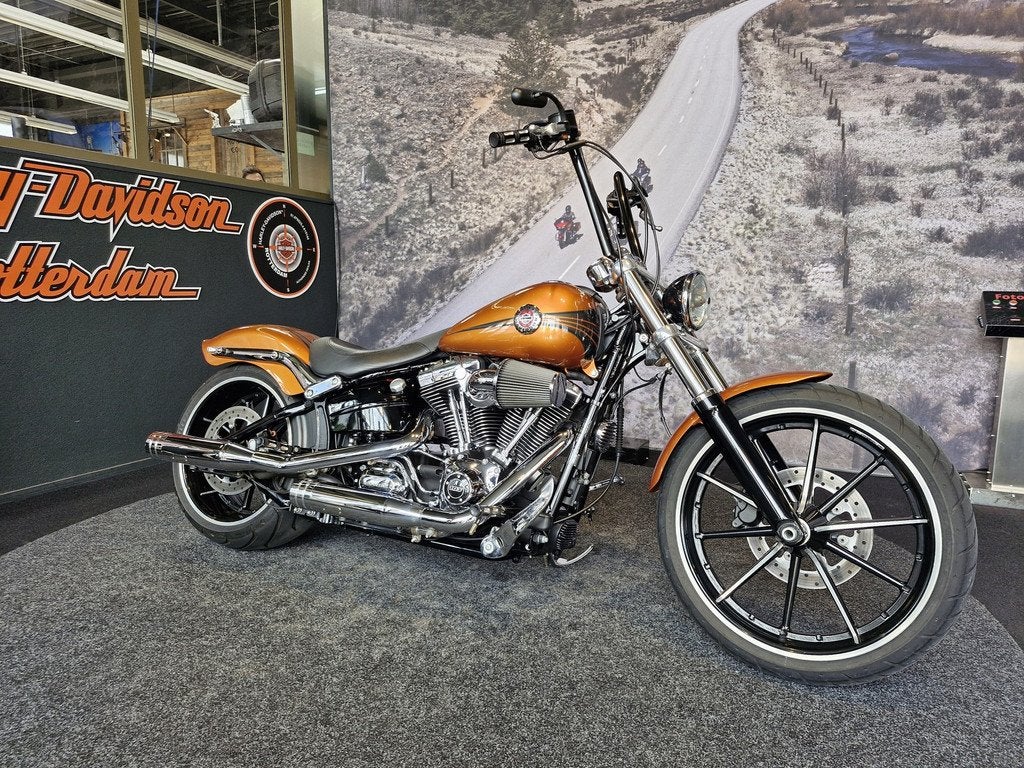 Harley-Davidson FXSB Breakout (bj 2013), Motoren, Laan van Vredenoord 33
2289 DA  RIJSWIJK, NL, Bedrijf, Overig, Sales@harleydavidsonrotterdam.nl