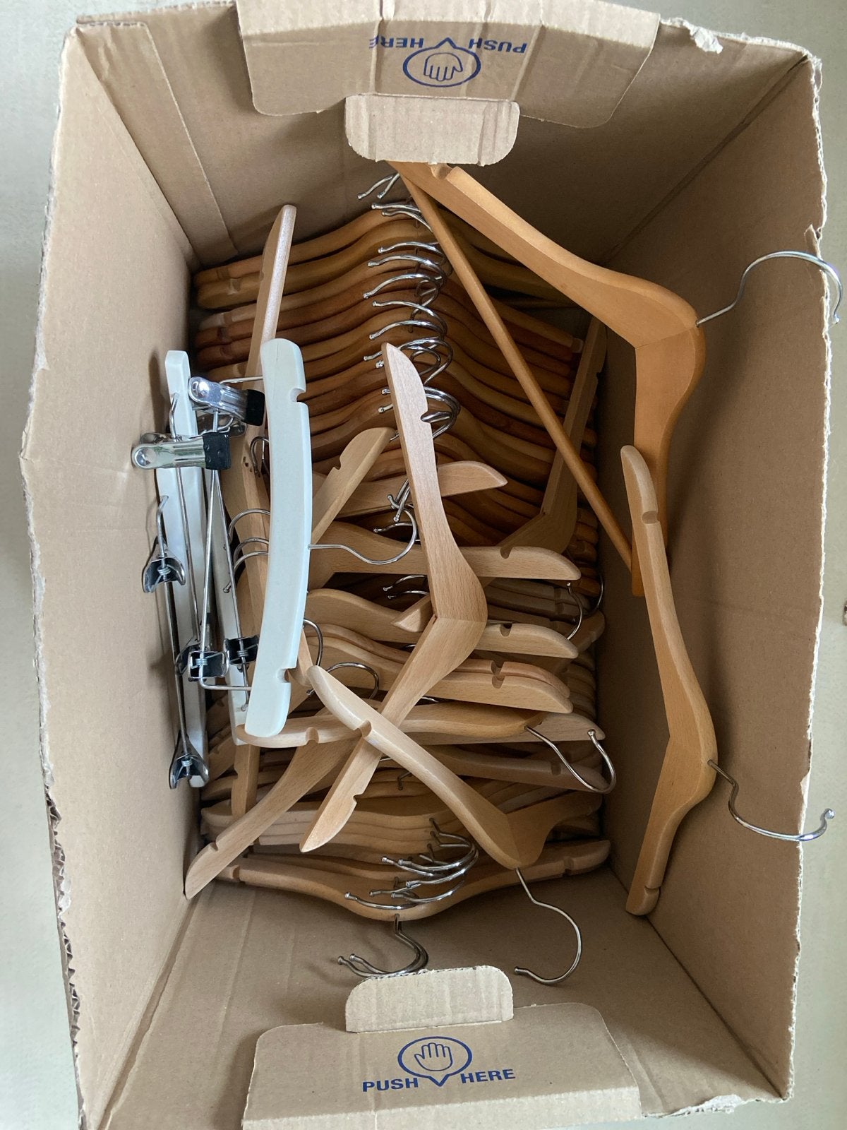 Houten kinder kledinghangers, Ophalen, Gebruikt, Hout, Kinderen