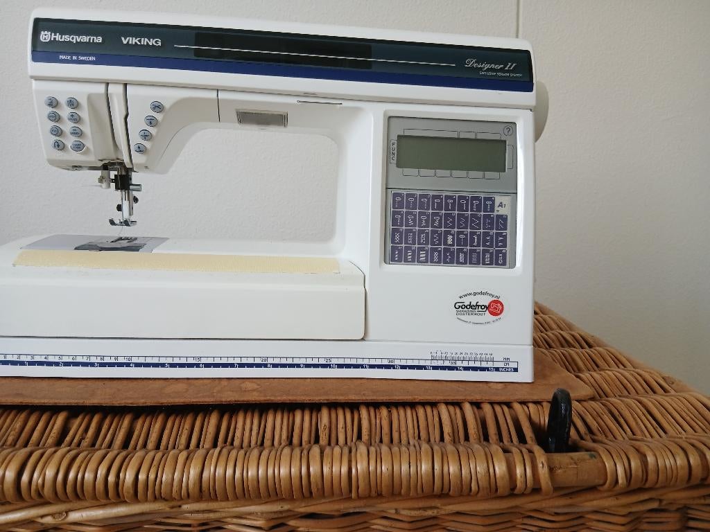 Husqvarna Designer 2 naaimachine, Hobby en Vrije tijd, Ophalen, Gebruikt, Naaimachine, Husqvarna