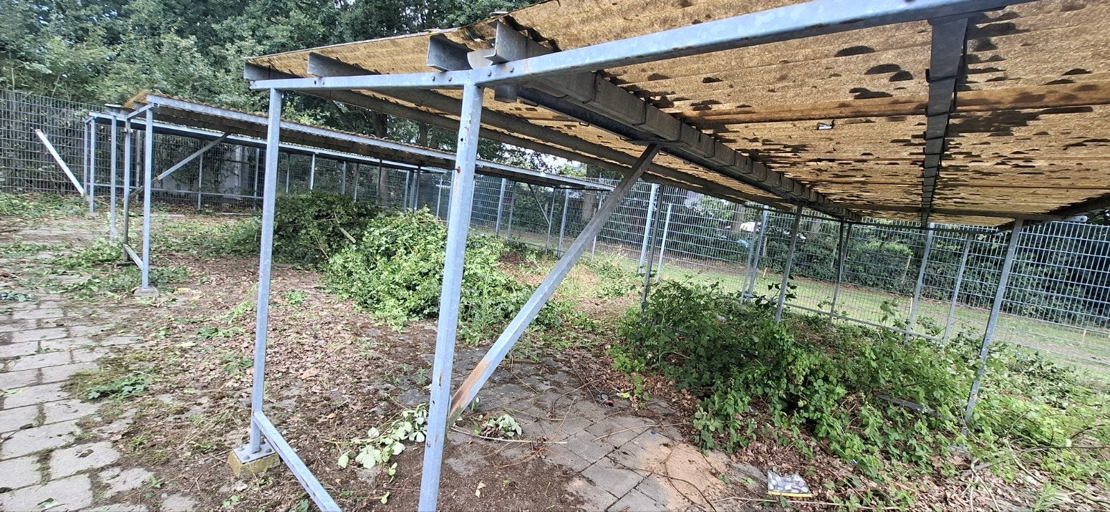 Fietsenrek/evt. Voor zonnepanelen montage, Ophalen