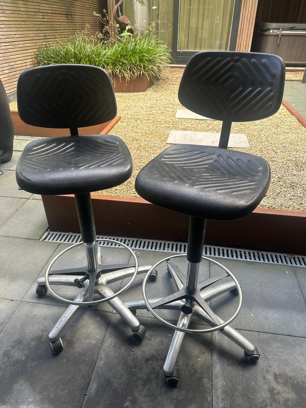 2x Score bureau/werkstoelen - verstelbaar en comfortabel, Ophalen, Gebruikt