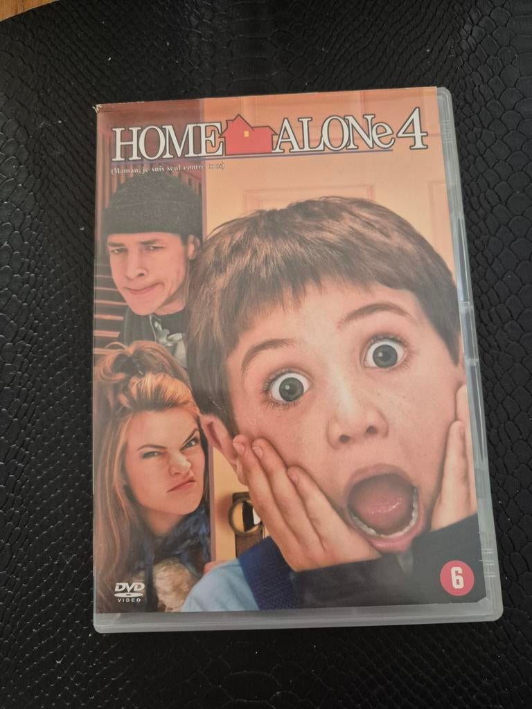 Hone alone 4, Vanaf 6 jaar, Ophalen of Verzenden, Zo goed als nieuw