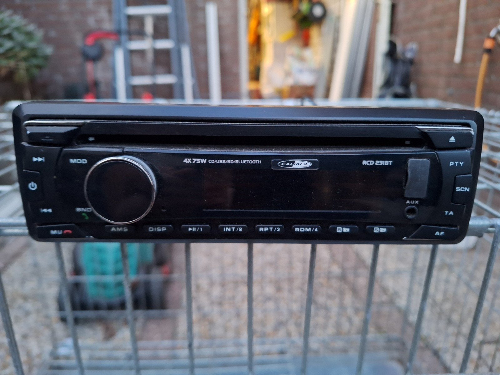 Caliber RCD231BT Autoradio 1Din met Bluetooth, Ophalen, Gebruikt