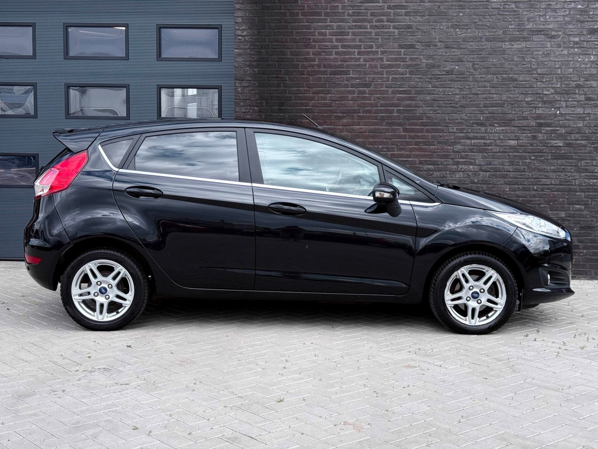 Ford Fiesta 1.0 EcoBoost Titanium 2015|Camera|Cruise|PDC|VOL, Voorwielaandrijving, Origineel Nederlands, Bedrijf, Handgeschakeld