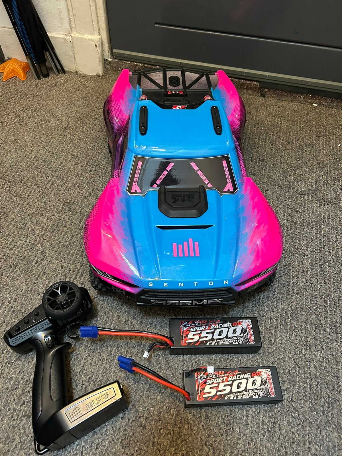 Arma senton 2s 3s, Auto offroad, Zo goed als nieuw, Schaal 1:10, RTR (Ready to Run)