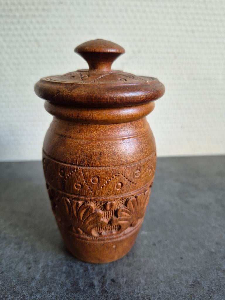 Potje houtsnijwerk 13 cm hoog vintage, Ophalen of Verzenden