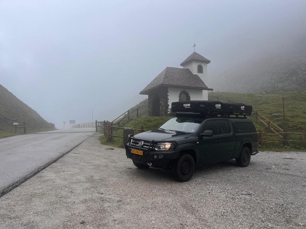 VW Amarok camper/overlander 4x4 te huur, Caravans en Kamperen