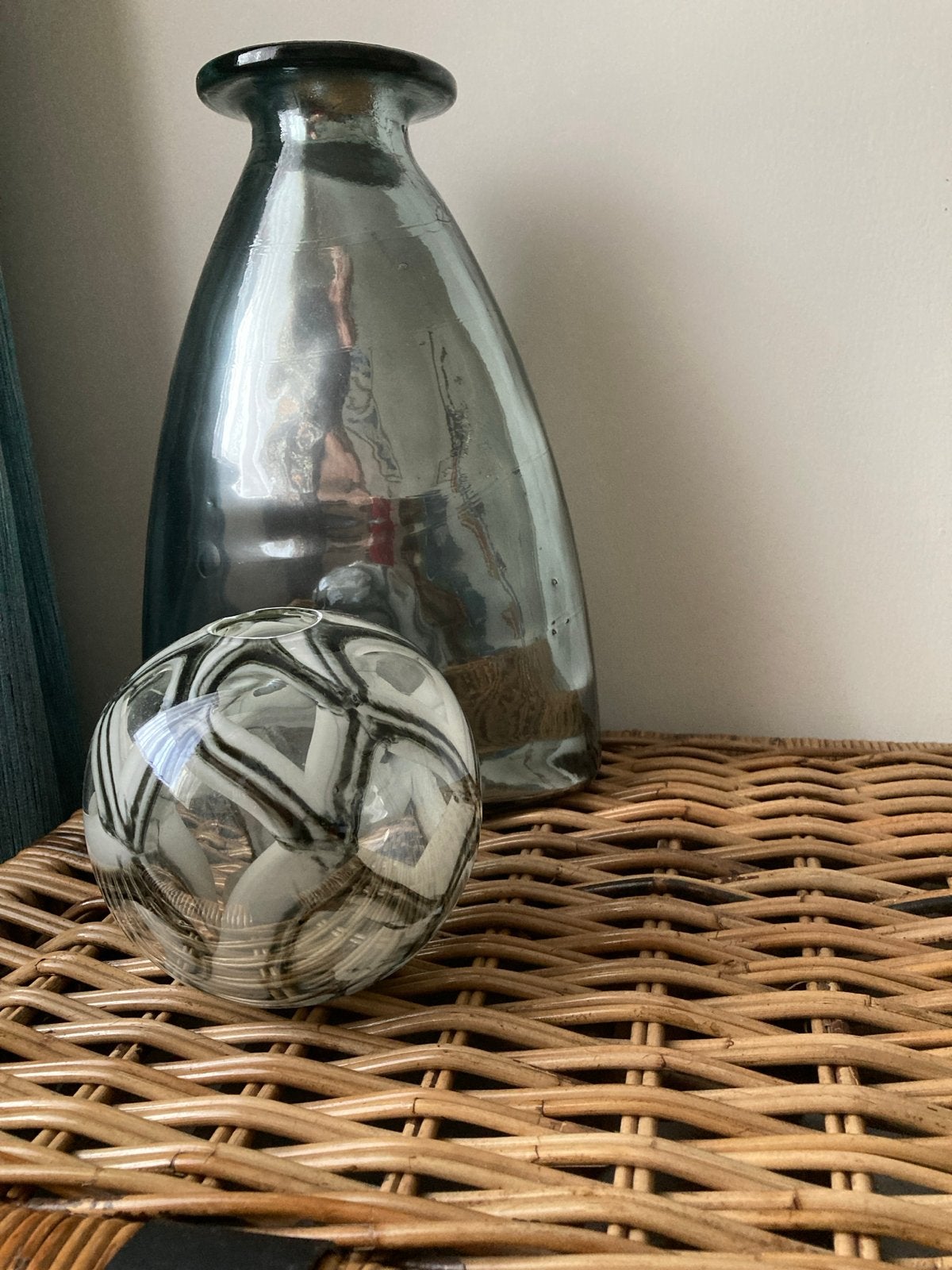 Decoratieve vazen set: glazen vaas en glazen bol, Ophalen