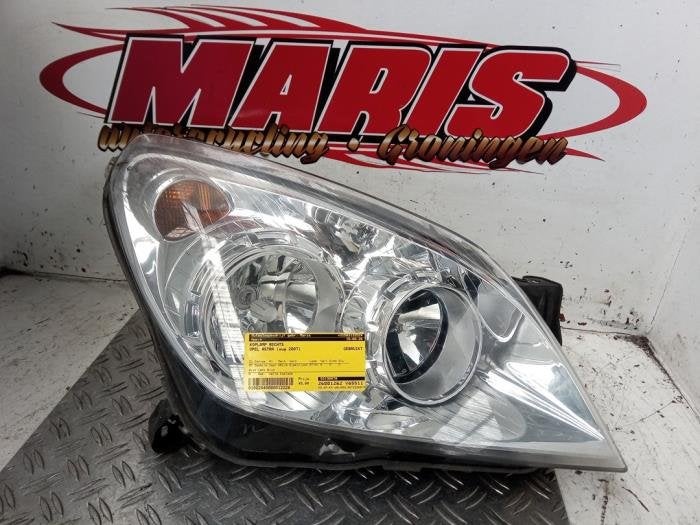 Koplamp rechts van een Opel Astra, Gebruikt, -, -, Opel