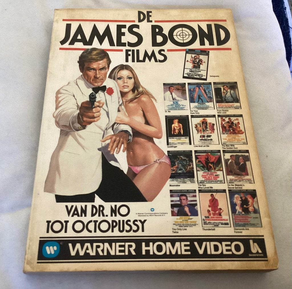 De James Bond Films - Van Dr. No tot Octopussy, Ophalen of Verzenden, Gelezen, Filmspecifiek
