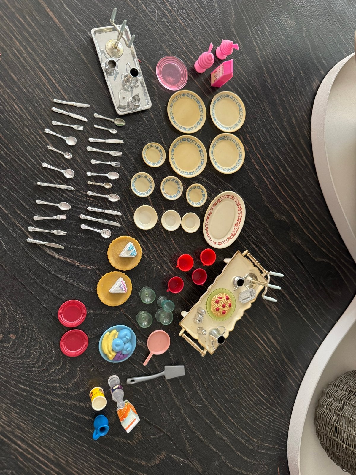 Uitgebreide Barbie servies set - Vintage speelgoed, Ophalen of Verzenden, Gebruikt, Barbie