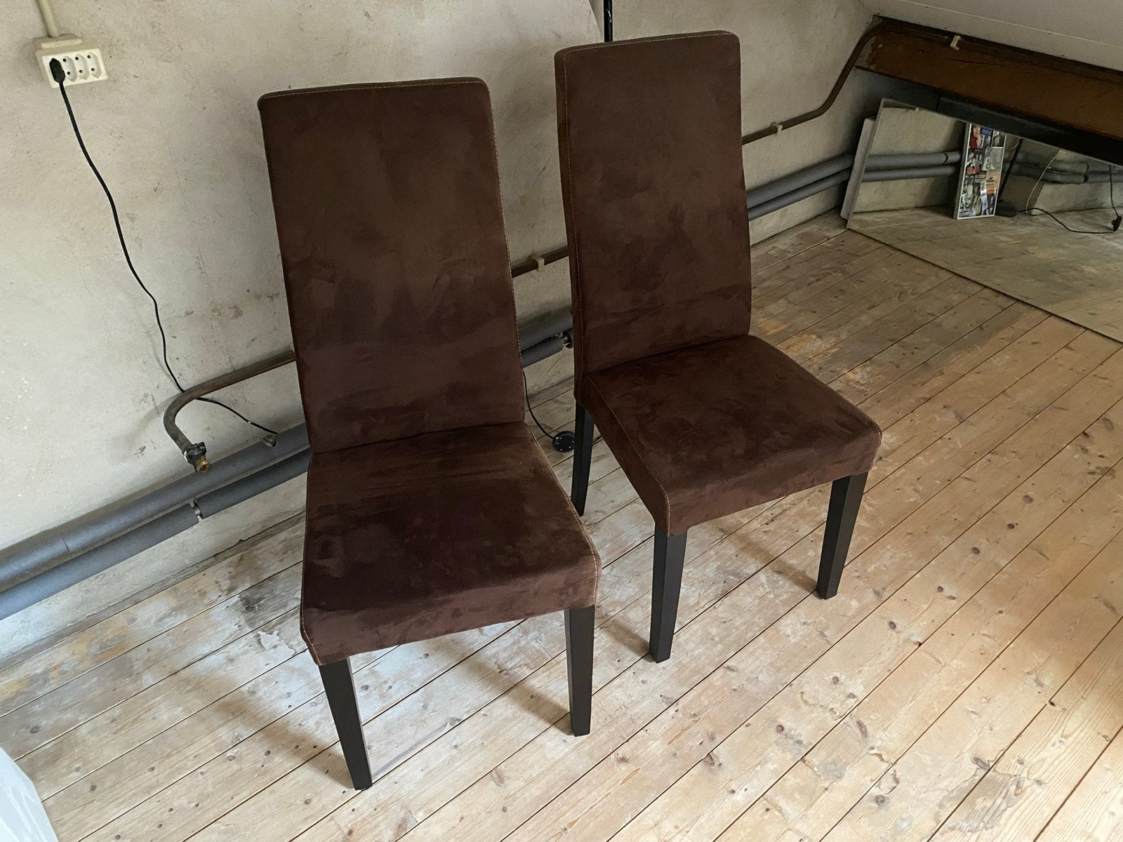 Twee bruine eetkamerstoelen van MyHOME Goossens, Ophalen, Gebruikt, Twee, Bruin