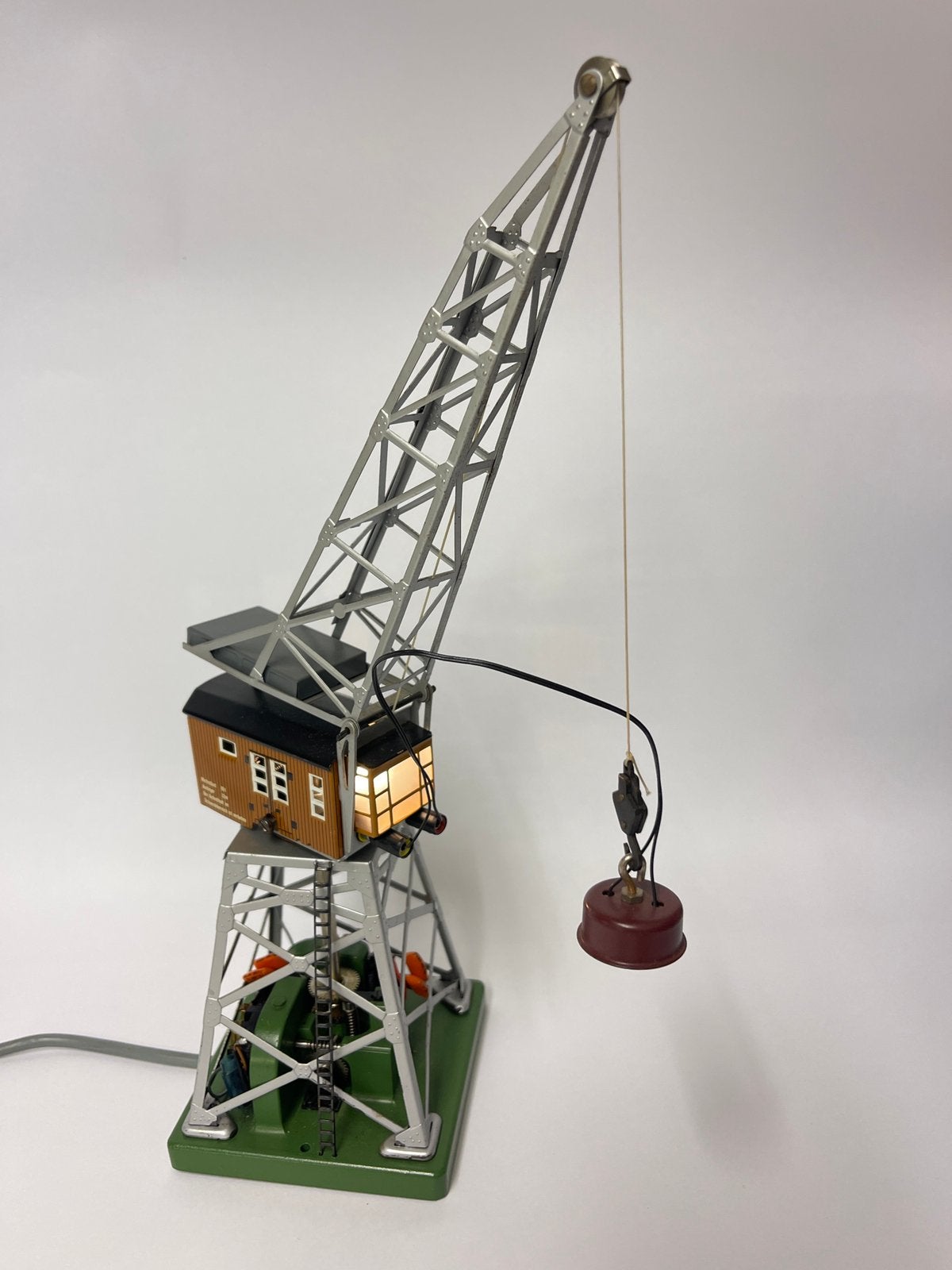 ** NIEUWSTAAT ** Märklin 7051 ** Kraan Compleet + Boekje **1, Wisselstroom, Brug, Tunnel of Gebouw, Ophalen of Verzenden, Zo goed als nieuw