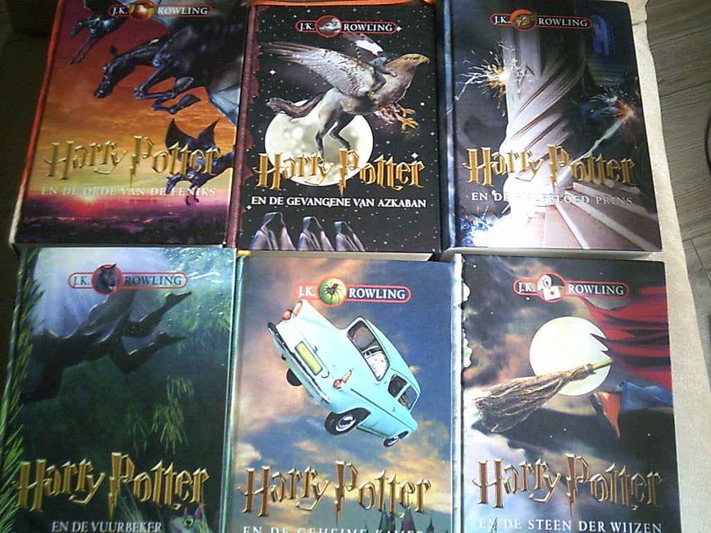 Harry Potter complete serie gebonden, Ophalen of Verzenden, Gelezen