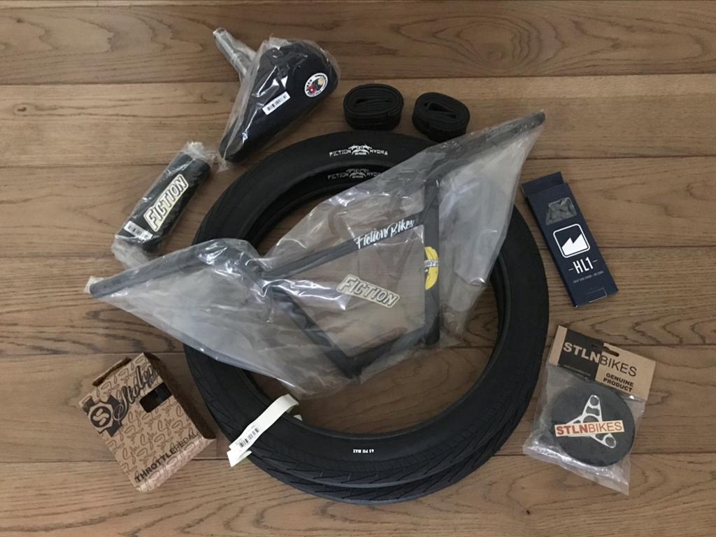 BMX crossfiets stuur pedalen zadel ketting handvatten banden, Titanium, Nieuw, Ophalen of Verzenden, Eclat Cult Flybikes Kink Shadow Animal Odyssey GT Haro Mongoose