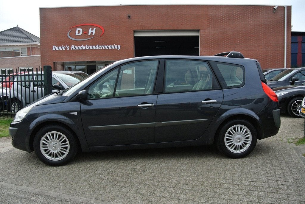 Renault Grand Scénic 2.0-16V Tech Line airco automaat apk 1, Auto's, Renault, 1998 cc, 135 pk, Gebruikt, 4 cilinders