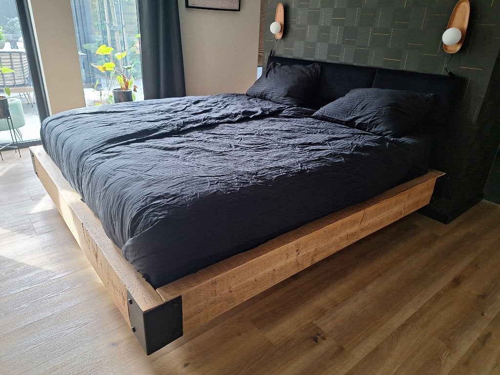 Zwevend oude balken bed look industrieel, Ophalen, Gebruikt, Industrieel  landelijk, Tweepersoons