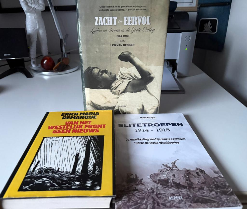 3 boeken 1 wereldoorlog, Ophalen of Verzenden, Voor 1940, Zo goed als nieuw, Algemeen