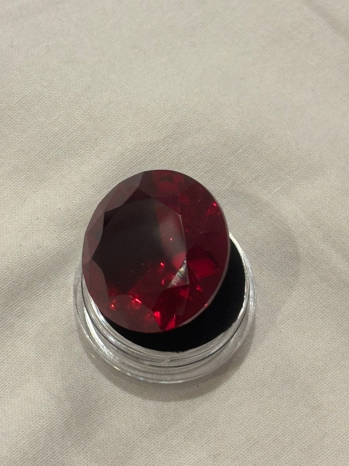 Robijn 25mm, Sieraden, Tassen en Uiterlijk, Ophalen of Verzenden, Zo goed als nieuw