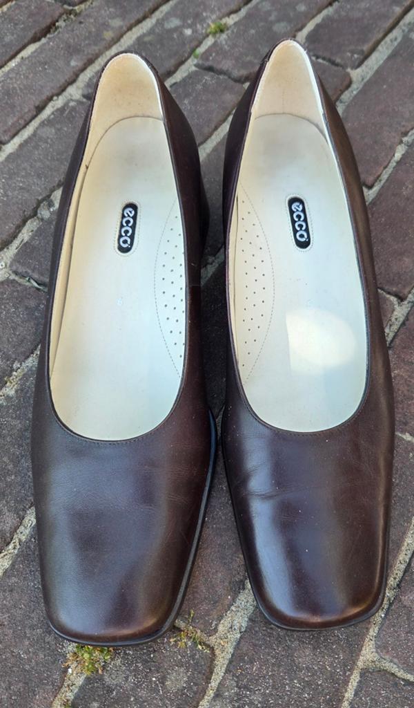 Ecco mt 39 - zgan, Kleding | Dames, Schoenen, Ecco, Pumps, Bruin, Ophalen of Verzenden
