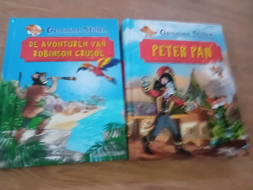 Geronimo Stilton: De Avonturen van Robinson Crusoe Peter Pan, Boeken, Ophalen of Verzenden, Zo goed als nieuw, Geronimo Stilton