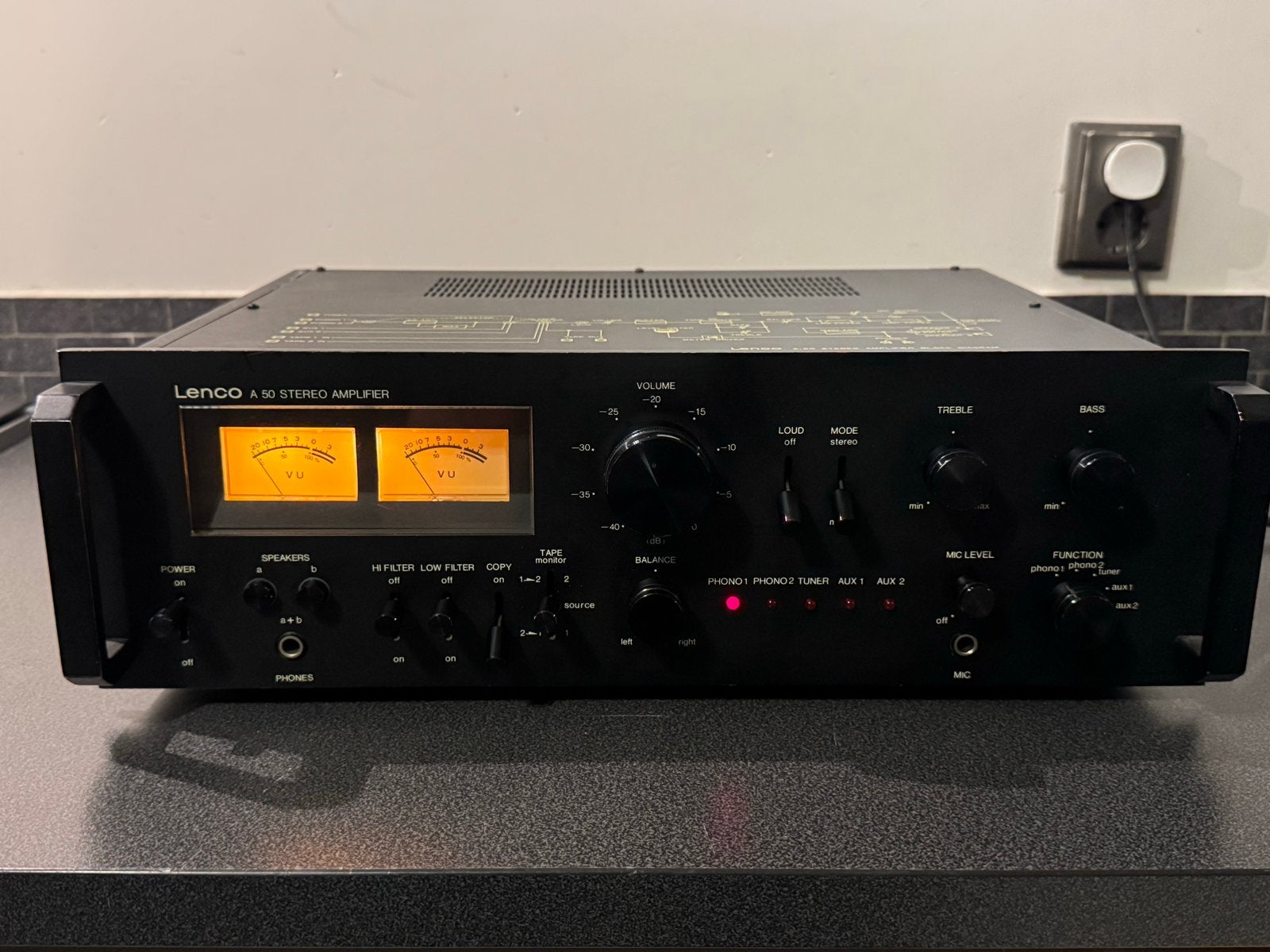 Lenco A50 stereo versterker, Ophalen of Verzenden, Gebruikt, Stereo, Minder dan 60 watt