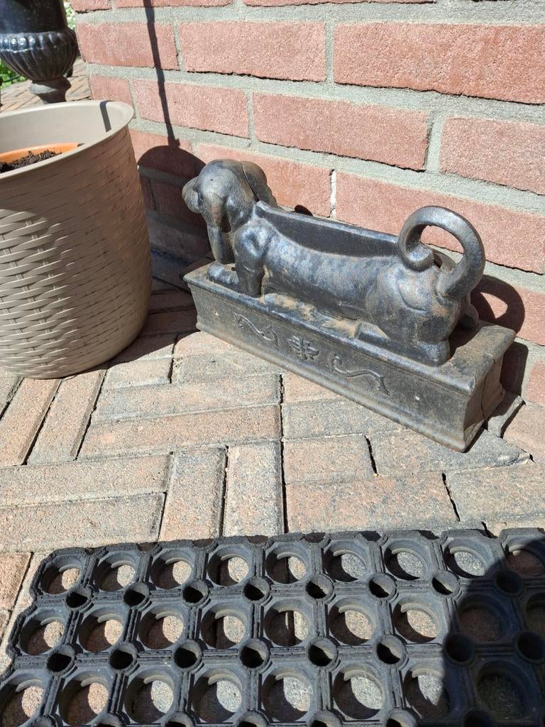 Gietijzeren teckel, Tuin en Terras, Ophalen