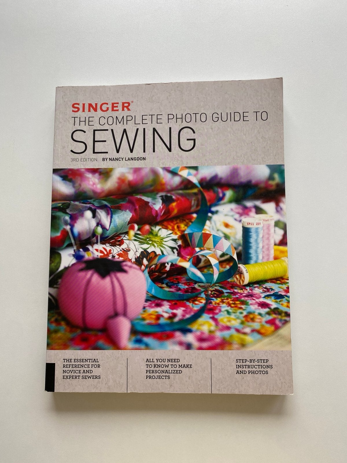 Singer: The Complete Photo Guide to Sewing (EN), Hobby en Vrije tijd, Naaien en Fournituren, Ophalen of Verzenden, Zo goed als nieuw
