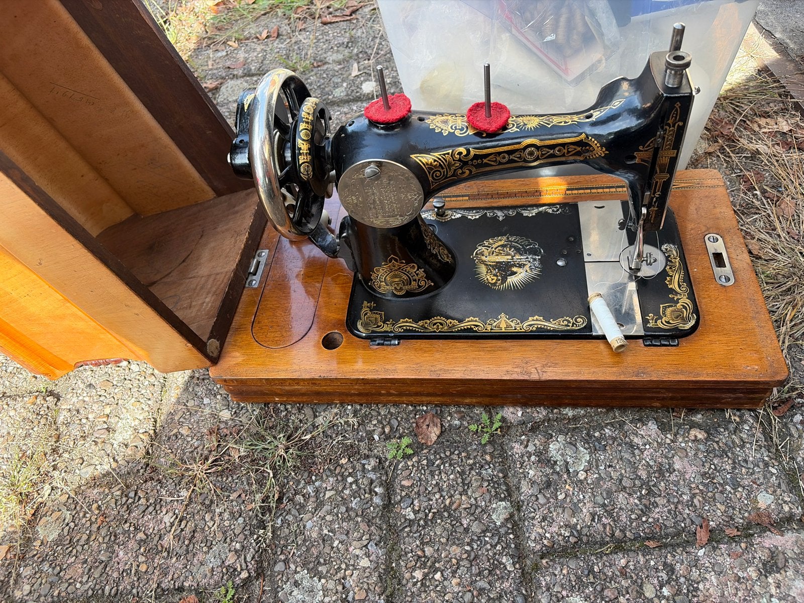 Antieke Naaimachine met Houten Koffer, Antiek en Kunst, Ophalen of Verzenden