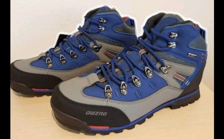 BERGSCHOENEN MT 45, Ophalen of Verzenden, Nieuw, Bruin, Wandelschoenen of Bergschoenen