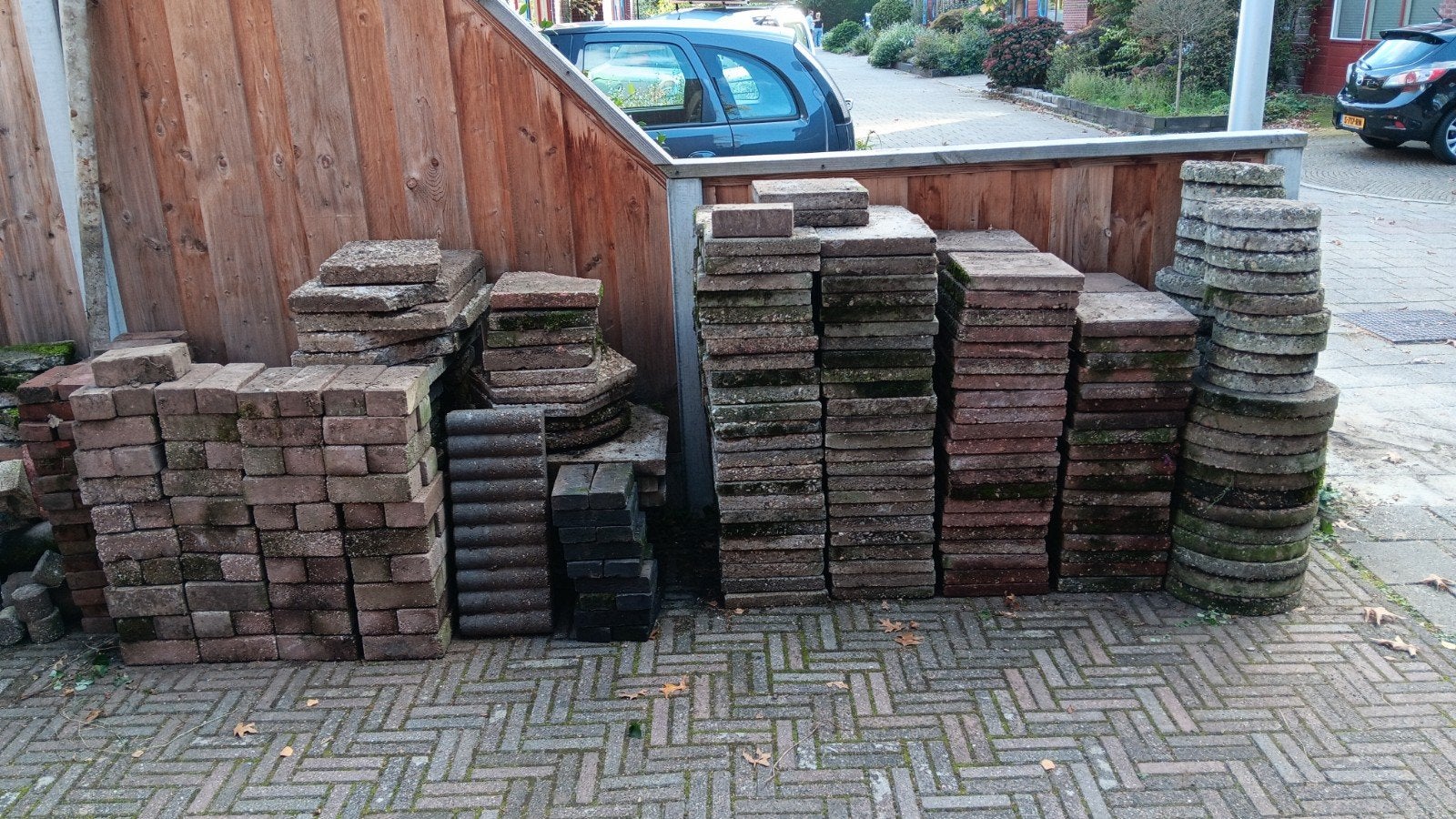 Diverse partij gebruikte bestrating en tegels, Tuin en Terras, Ophalen, Gebruikt, Klinkers, 10 m² of meer