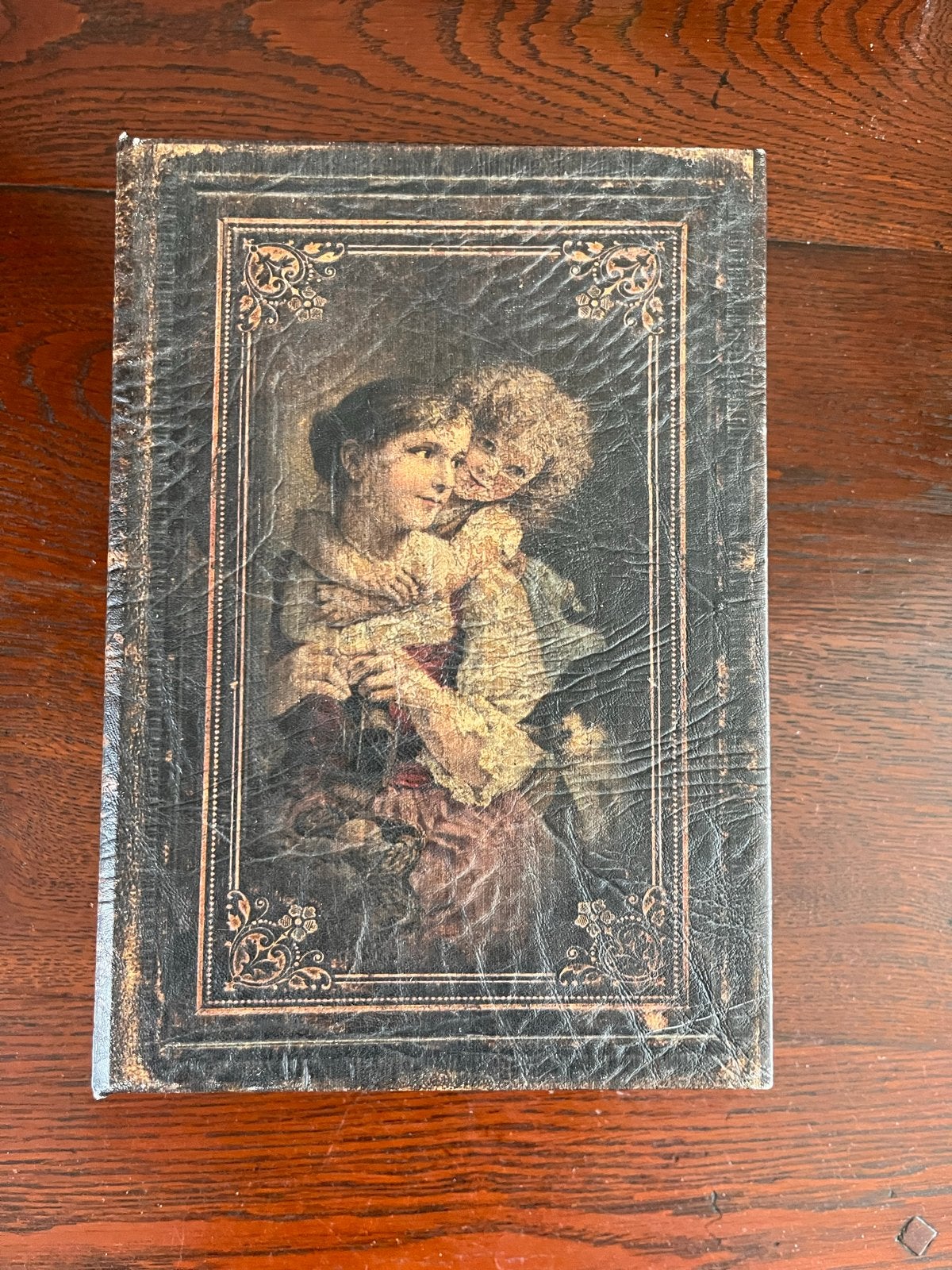 Decoratieve Boek Kluisje met Klassiek Ontwerp, Antiek en Kunst, Ophalen of Verzenden