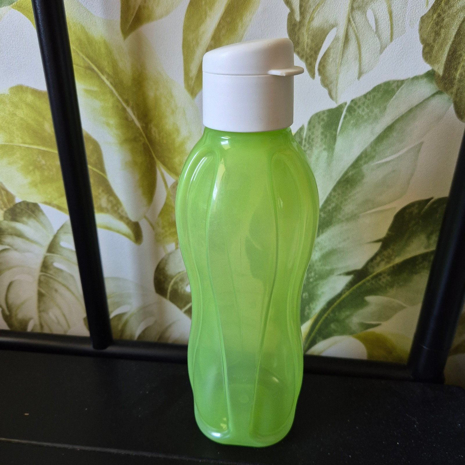 Tupperware Eco Drinkfles 700 ml - Groen, BPA-vrij, Ophalen of Verzenden, Zo goed als nieuw, Drinkfles