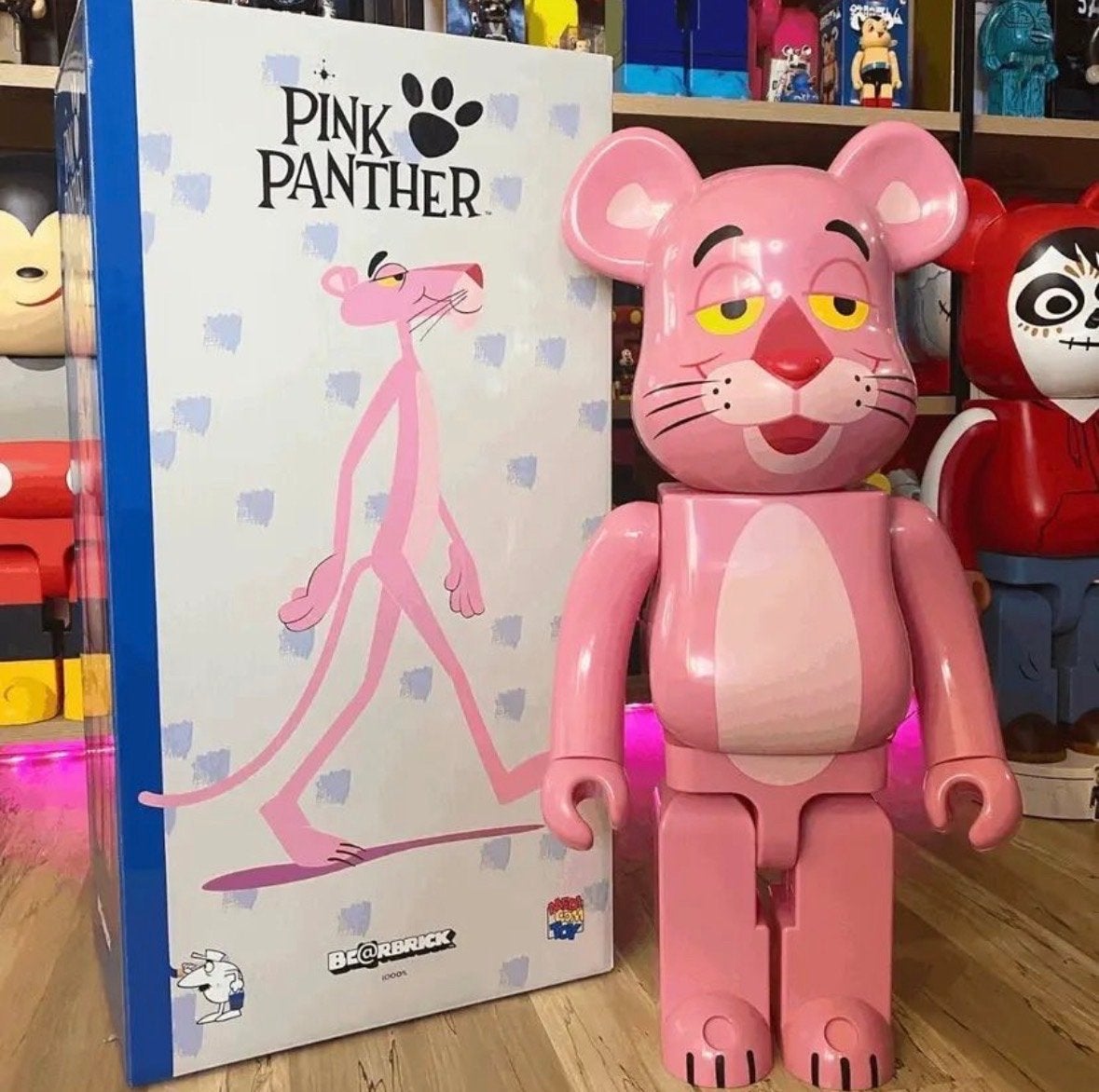 BE@RBRICK Pink Panther 400% - Nieuw in doos, Ophalen of Verzenden, Nieuw