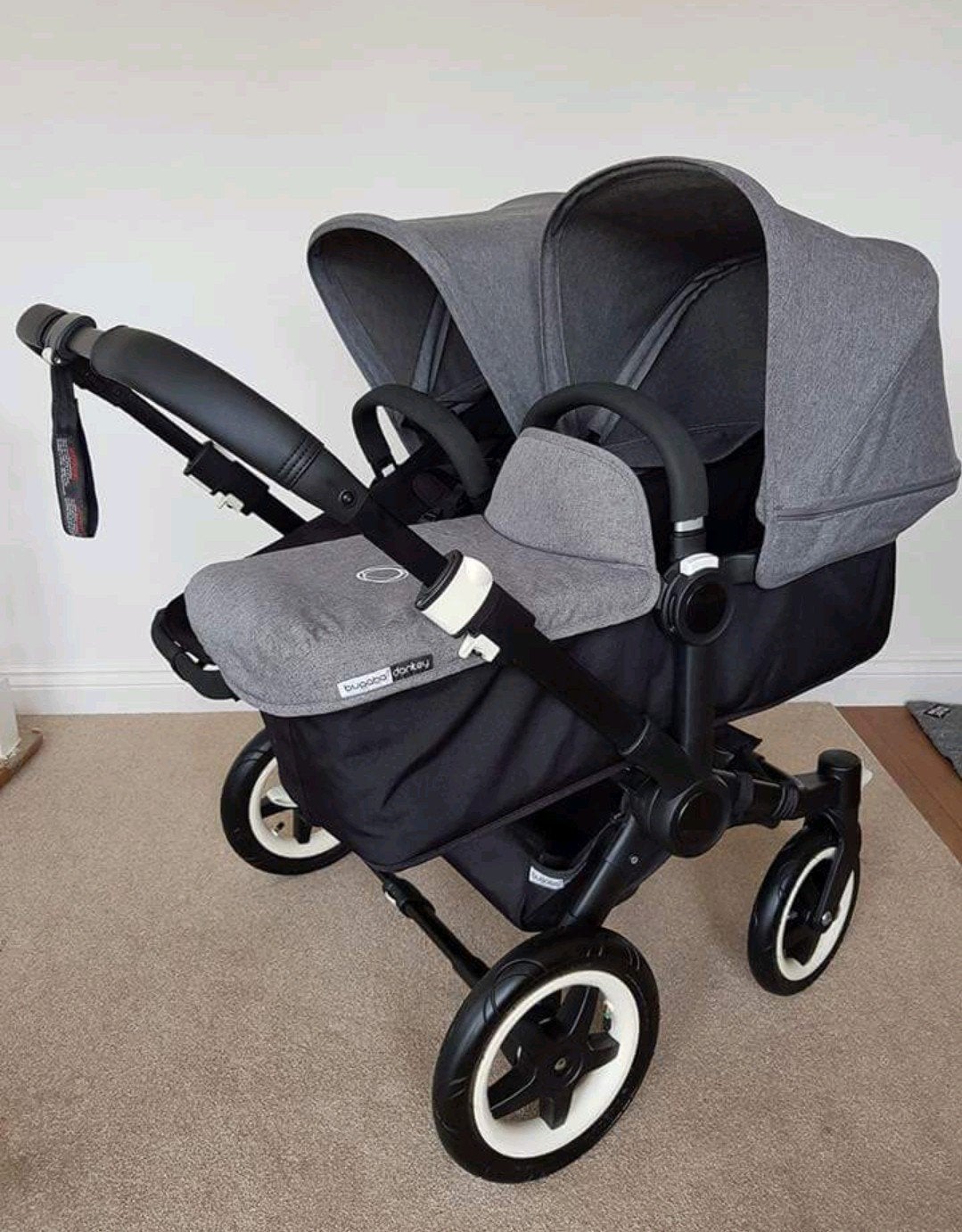 Bugaboo Donkey Duo Tweeling kinderwagen met Grey Melange, Ophalen, Bugaboo, Zo goed als nieuw, Combiwagen