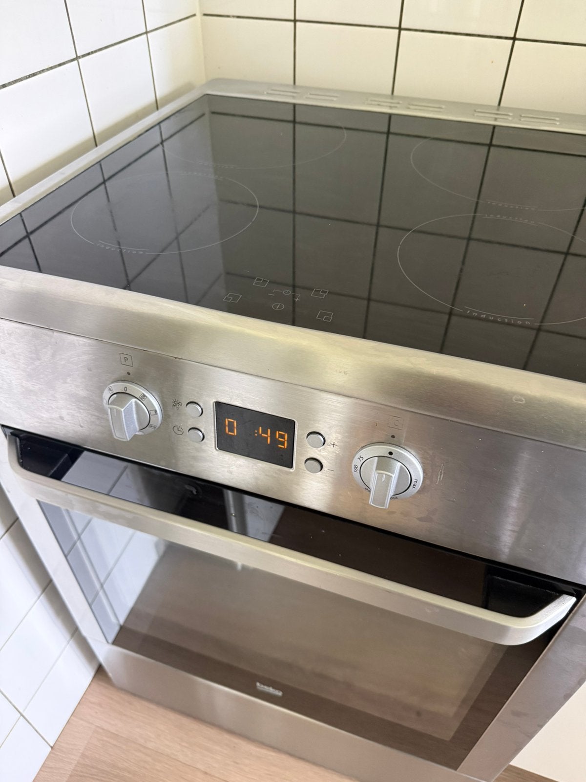 Beko Inductiefornuis met Oven | CSM 69300 GX, Witgoed en Apparatuur, Ophalen, 4 kookzones, Zo goed als nieuw, Inductie