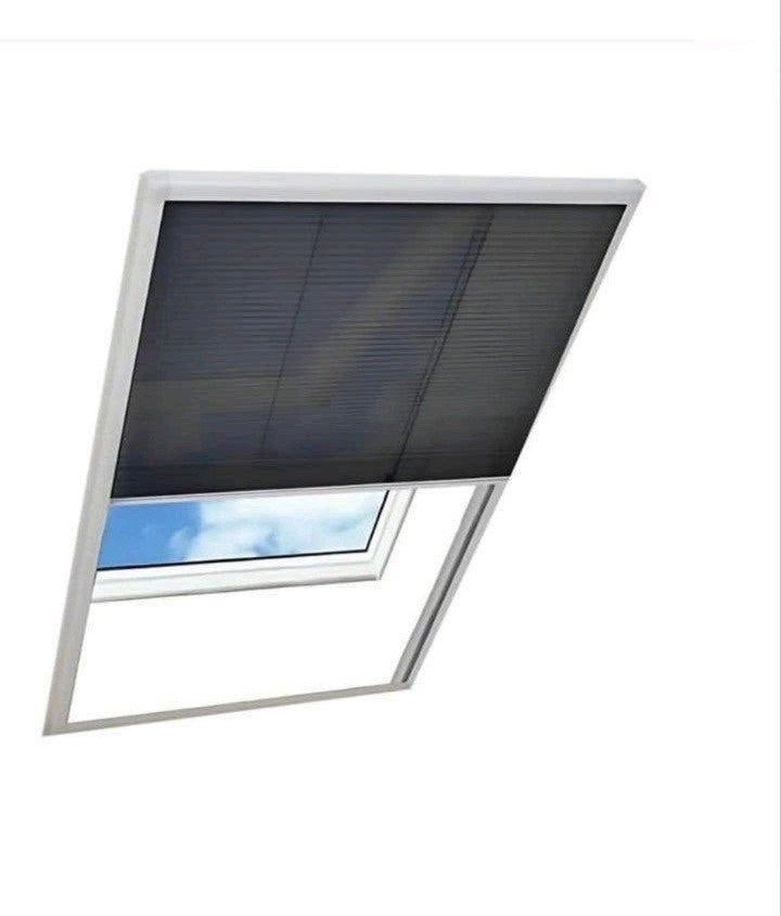 Nieuwe hor voor een dakraam. Wegens overbodig., Ophalen of Verzenden, Nieuw, Overige typen, Minder dan 200 cm