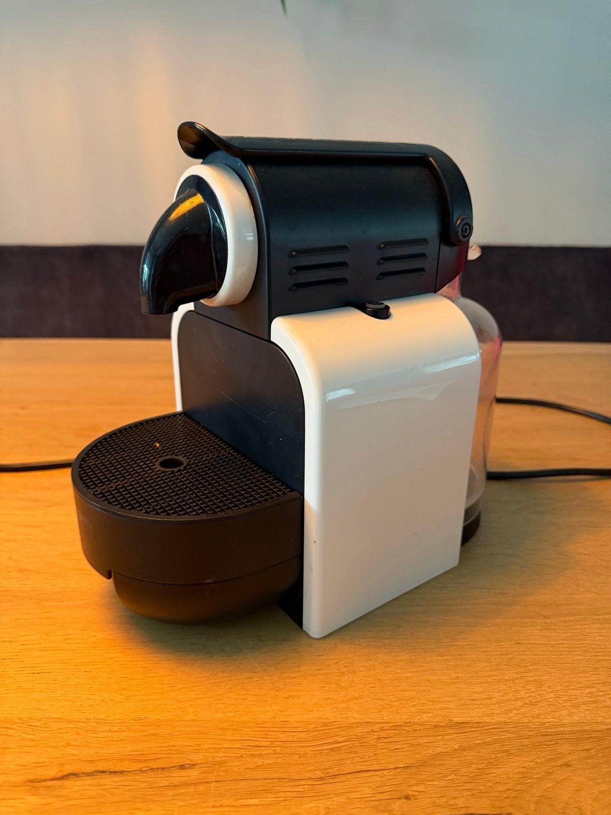 Magimix Nespresso apparaat - Compact en stijlvol, Ophalen, Gebruikt, Espresso apparaat, 1 kopje