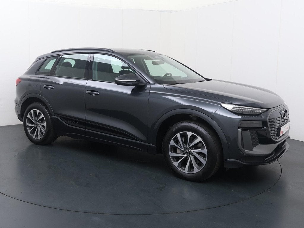 Audi Q6 e-tron Advanced edition performance 100 kWh | 306 PK, Auto's, Audi, Gebruikt, Q6 e-tron, Verwarming stoelen achter, Audi Selectie :plus