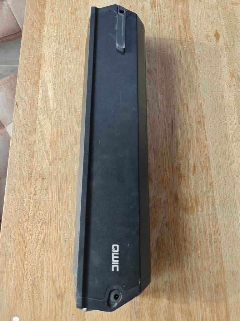 QWIC E-bike accu 36V/20.4Ah/735Wh - Defect, Ophalen of Verzenden, Gebruikt