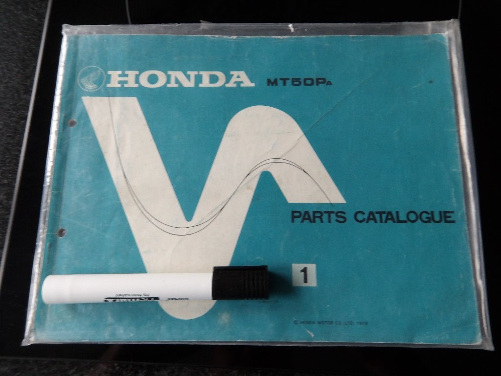 Honda MT50PA Onderdelencatalogus, Ophalen of Verzenden, Zo goed als nieuw